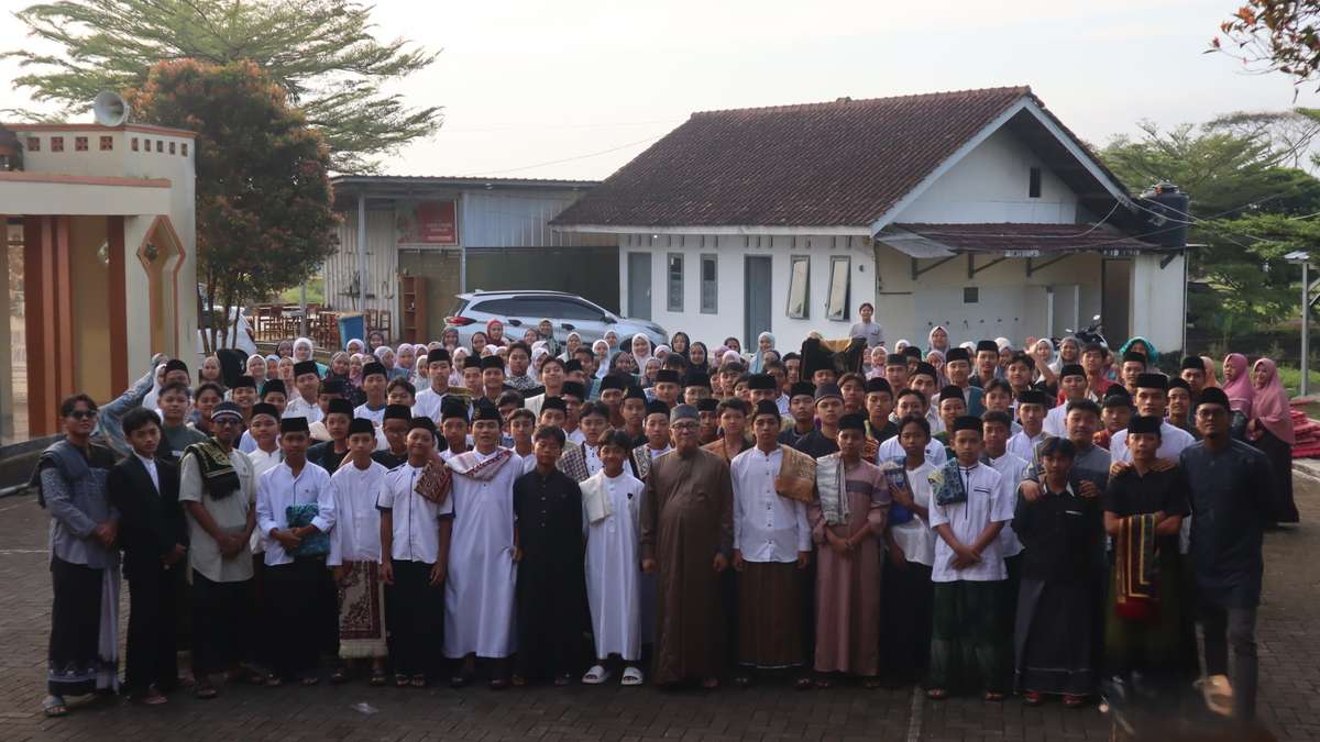 Akidah, Syariah, dan Akhlak: Tiga Pilar yang Menjadi Jiwa Pendidikan Islam